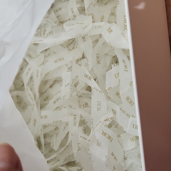 Dior holiday box - Picture 7 of 12